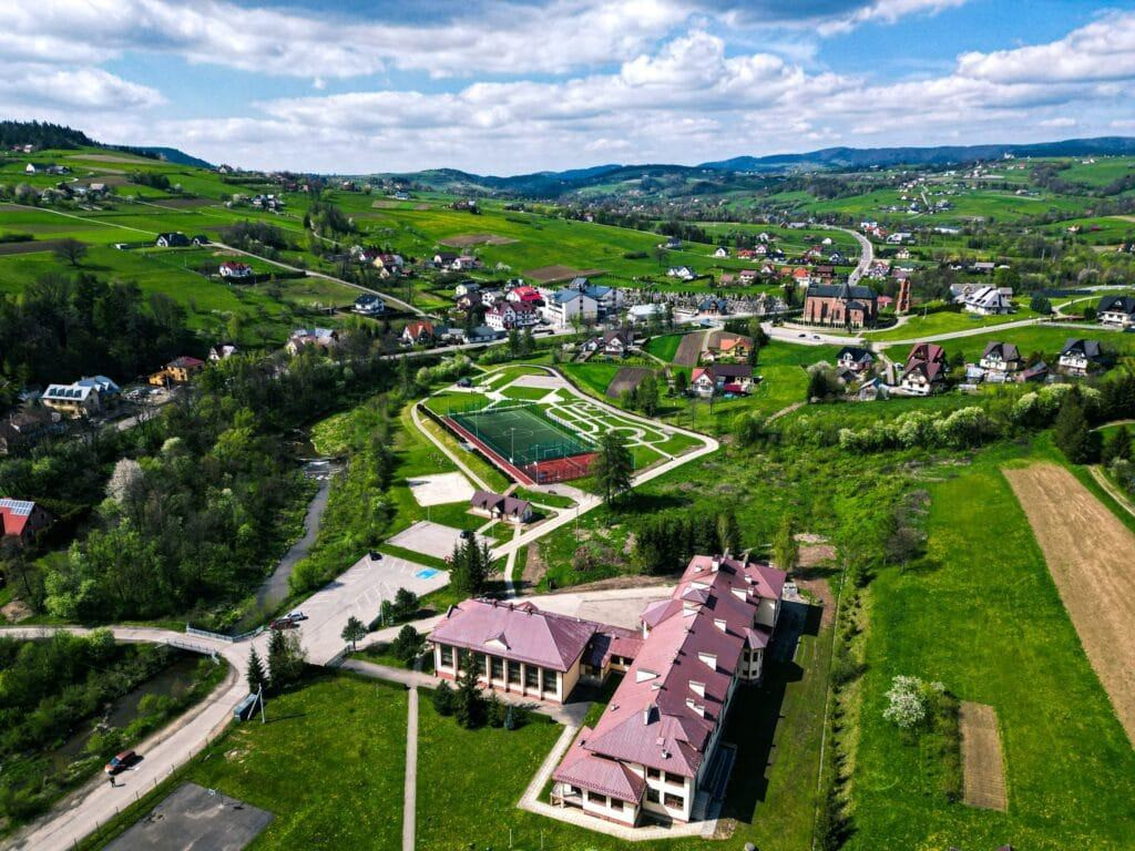 Przetarg na I etap budowy pełnowymiarowego boiska w Przyszowej