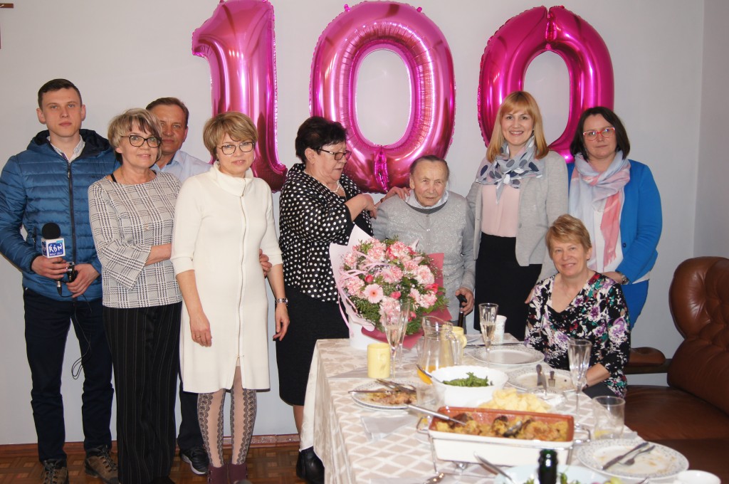 -> 100 LAT PANI APOLONII IWAN