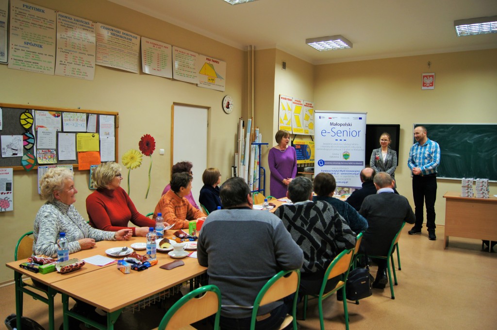 -> MAŁOPOLSKI e-SENIOR