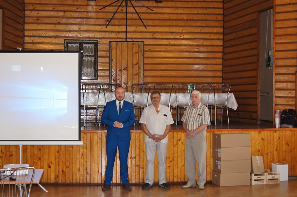 -> POLSKO-SŁOWACKA PRZYJAŹŃ KWITNIE