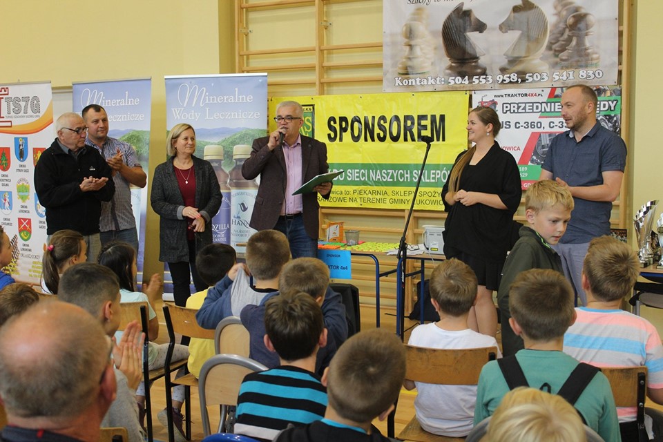 -> SZACHY - TURNIEJ VII GMINY